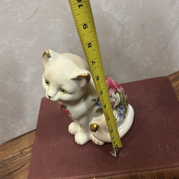 Formalities Baum Brothers Summer Flowers Collection 7.5” Porcelain Cat Figurine - Picture 8 of 8